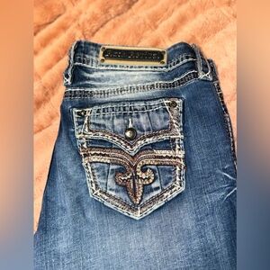 $180 Buckle Rock Revival "Linne" Swarovski Leather Easy Crop Capri 31